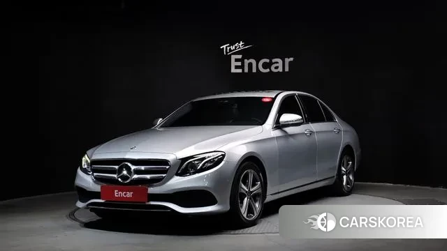 Mercedes-Benz E-Class W213 2019 Серебряный из Кореи