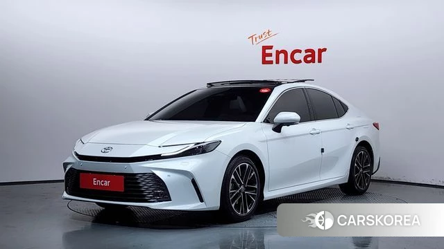 Toyota Camry (XV80) 2026 Белый из Кореи