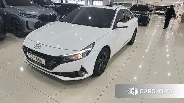 Hyundai Avante (CN7) 2023 Белый из Кореи