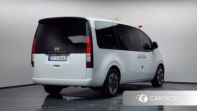 Hyundai Staria 2024 Белый из Кореи