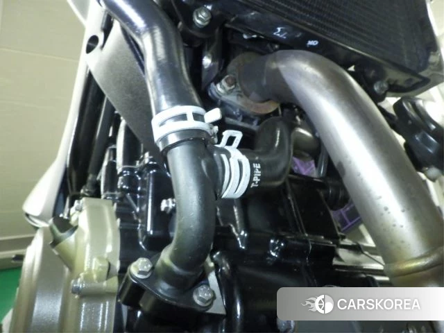 Engine photo