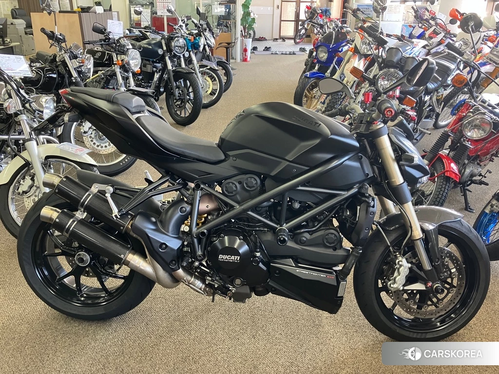 Проданный Ducati STREETFIGHTER 848 2012 из Японии