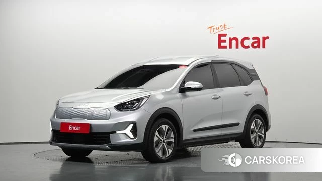 Kia Niro Plus 2022 Серебряный из Кореи