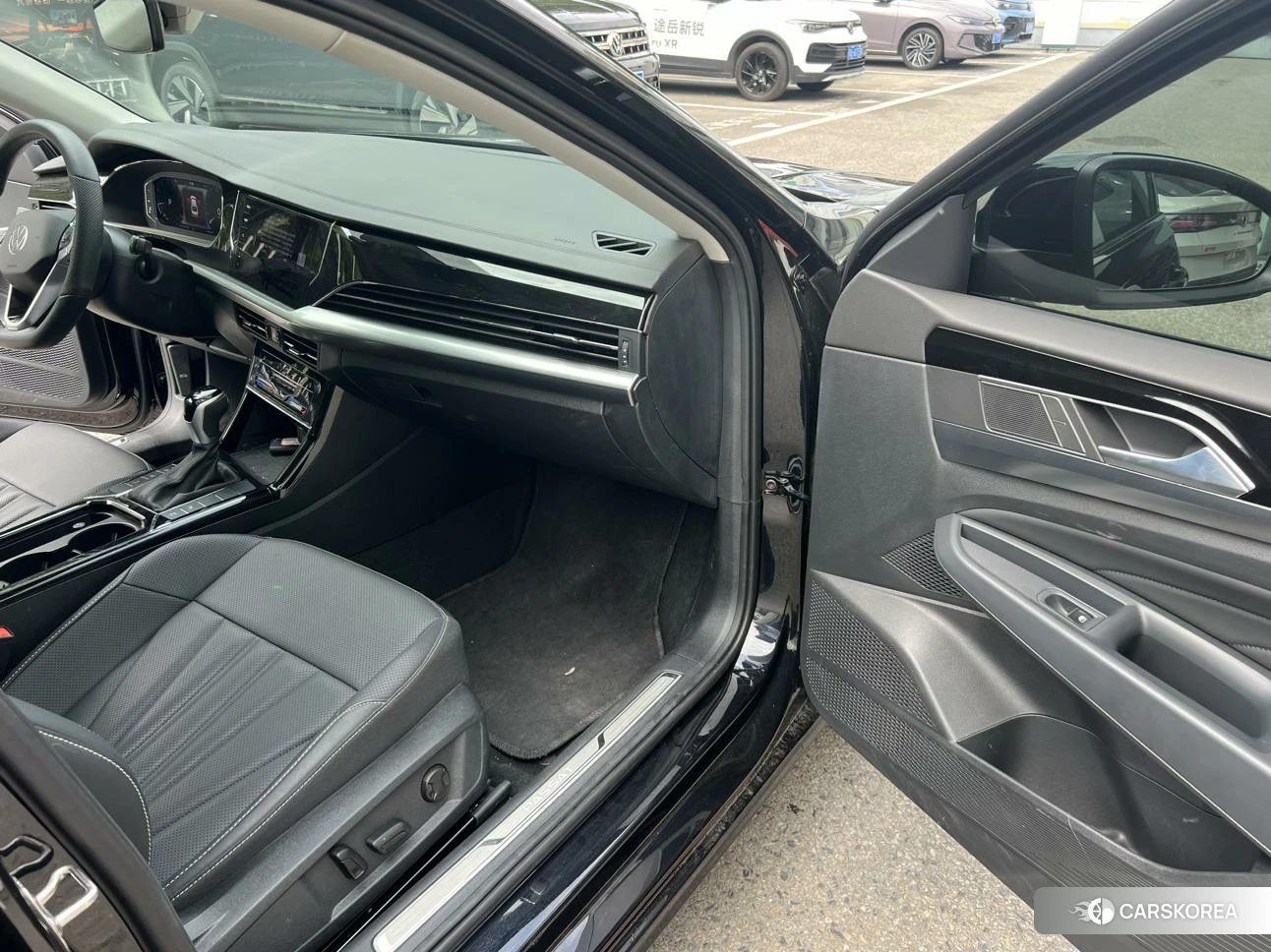 Volkswagen Passat 2024 Черный из Китая