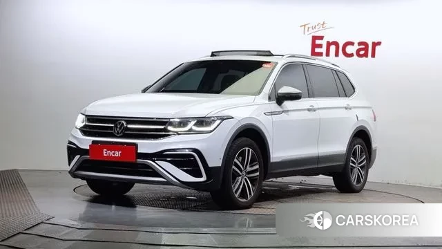 Volkswagen Tiguan Allspace 2022 Белый из Кореи