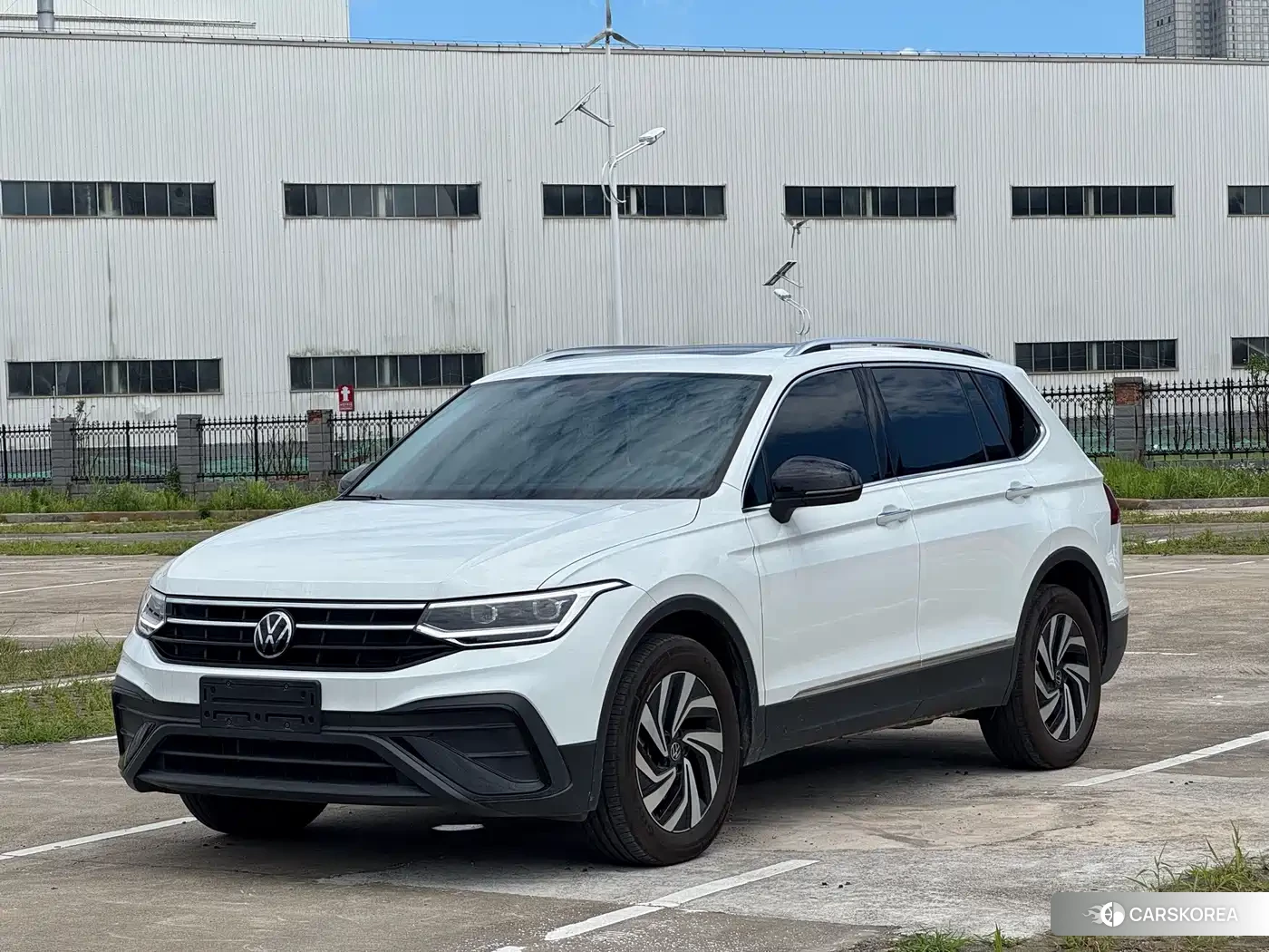 Volkswagen Tiguan L 2026 Белый из Китая