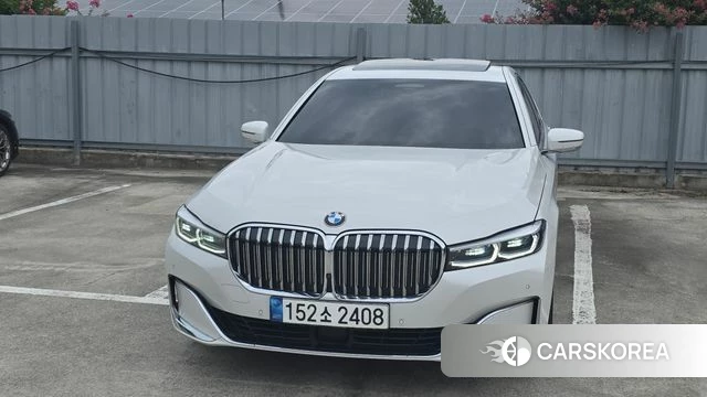 BMW 7 Series (G11) 2021 Белый из Кореи