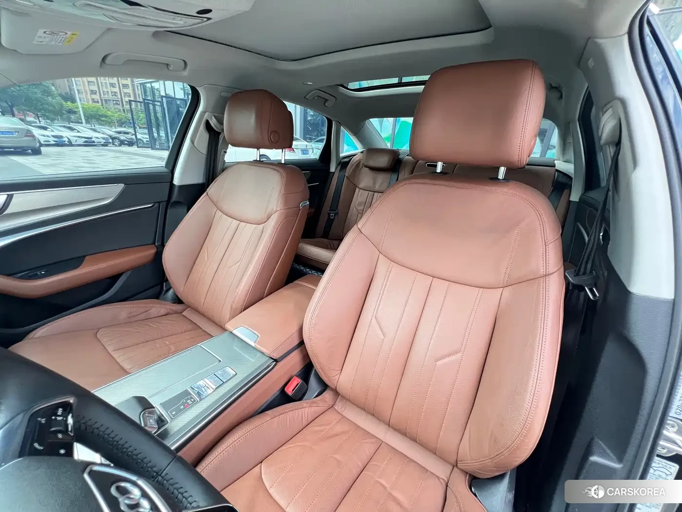 Audi A6L 2019 Черный из Китая