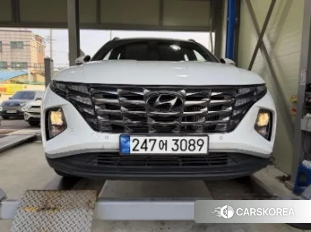 Hyundai Tucson (NX4) 2023 Белый из Кореи