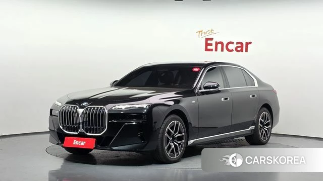 BMW 7 Series (G70) 2024 Черный из Кореи