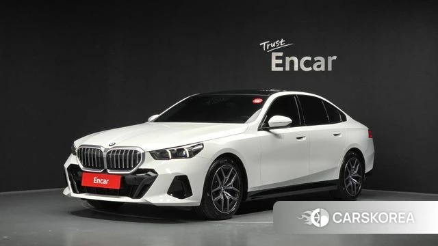 BMW 5 Series (G60) 2025 Белый из Кореи