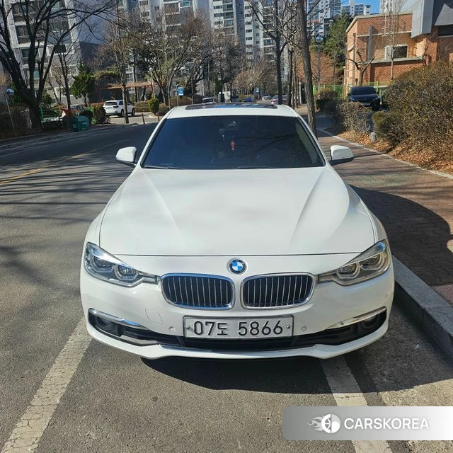 BMW 3 Series (F30) 2018 Белый из Кореи
