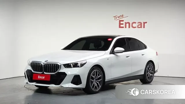 BMW 5 Series (G60) 2024 Белый из Кореи