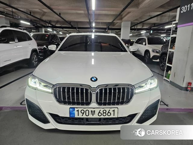 BMW 5 Series (G30) 2022 Белый из Кореи