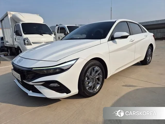 Hyundai The New Avante (CN7) 2024 Белый из Кореи
