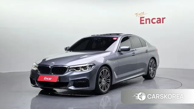 BMW 5 Series (G30) 2019 Серебристо-серый из Кореи