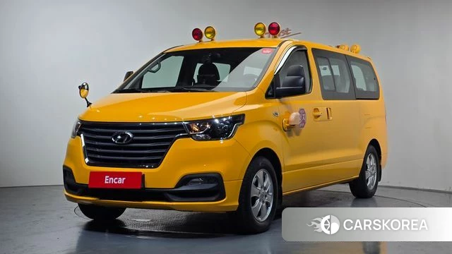Hyundai The New Grand Starex 2019 Желтый из Кореи