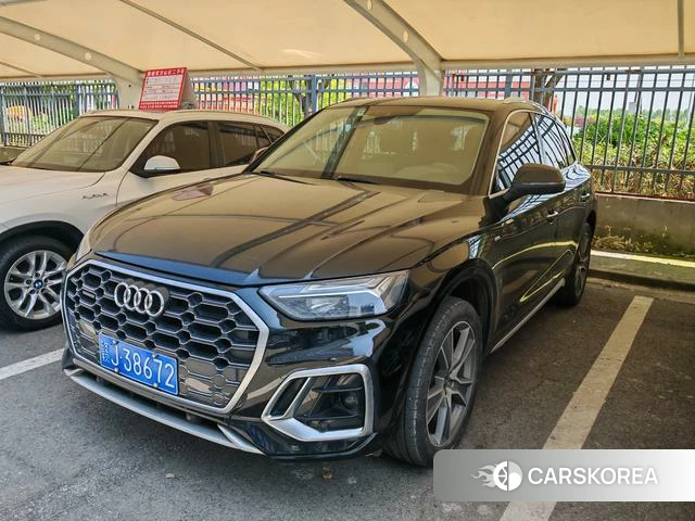 Audi Q5L 2022 Черный из Китая