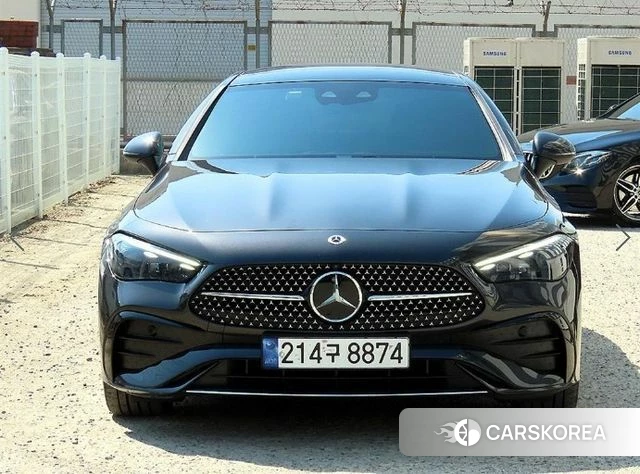 Mercedes-Benz CLE-Class C236 2024 Серебристо-серый из Кореи
