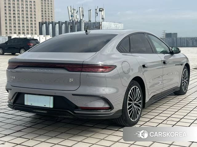 BYD Han EV 2025 Темно-серый из Китая