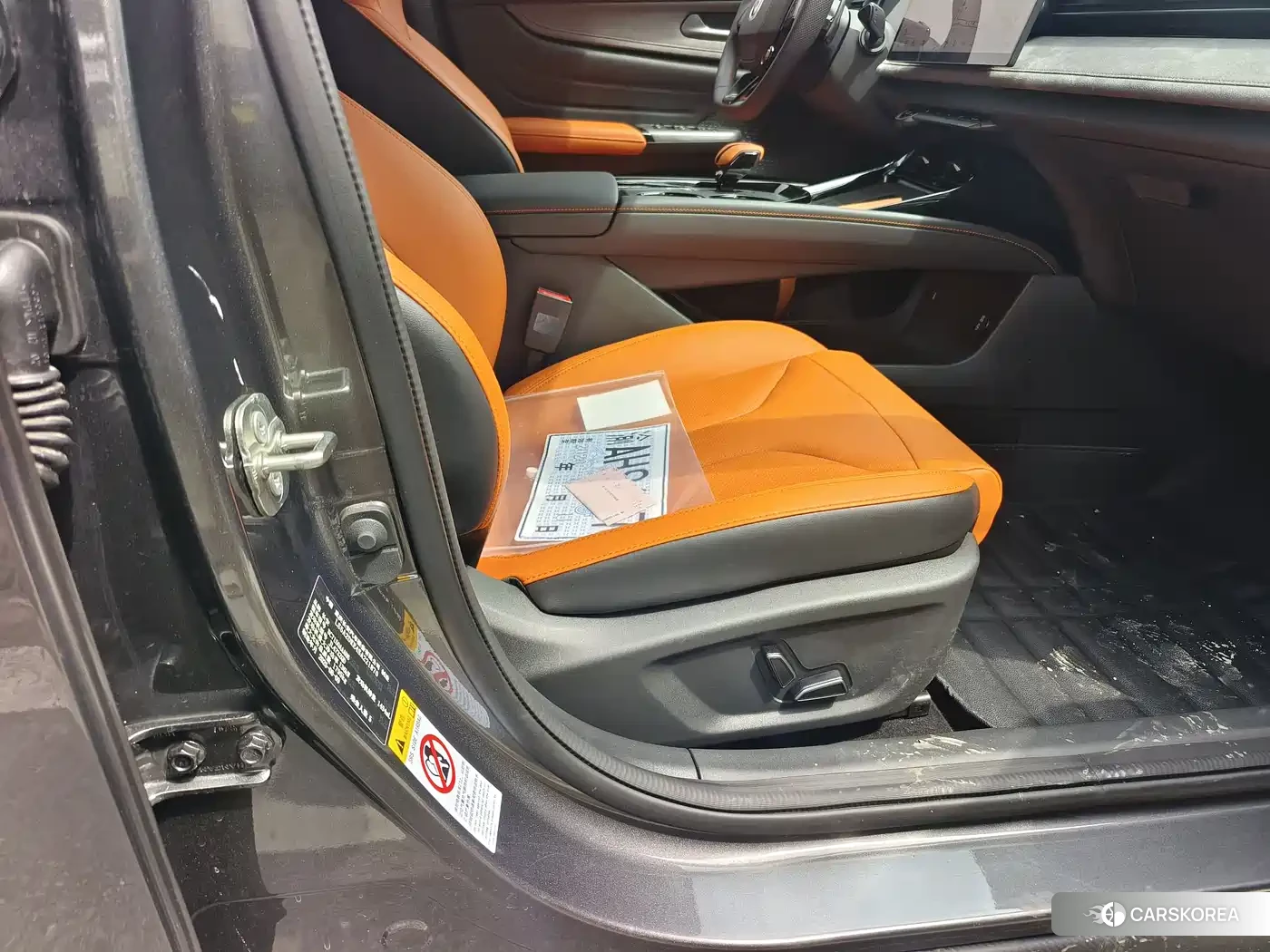 Chang'an Changan UNI-V 2025 Silver/gray из Китая