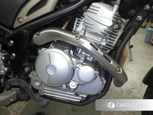 Engine photo