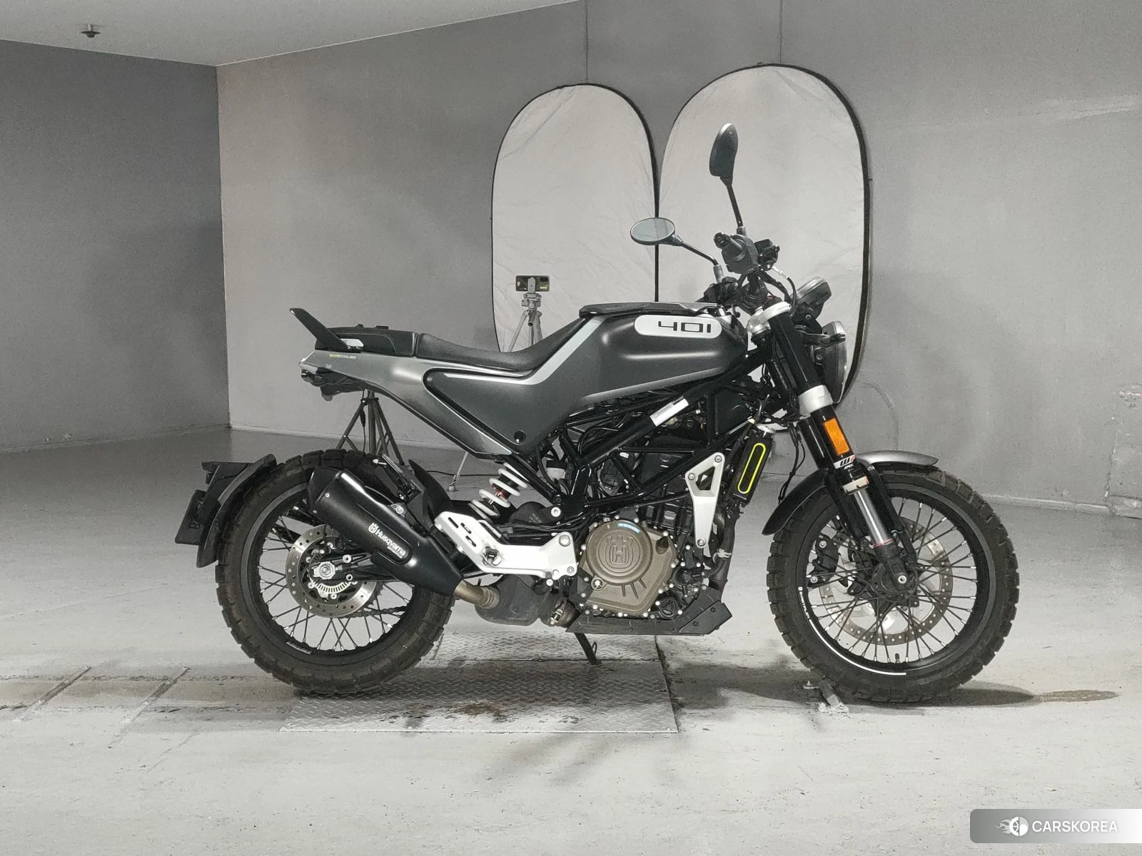 Husqvarna SVARTPILEN 401 2021 из Японии