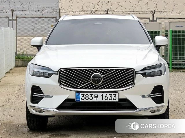 Volvo XC60 second Generation 2025 Белый из Кореи