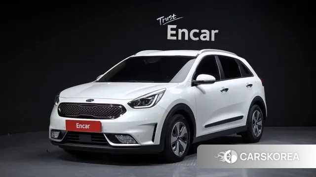 Kia Niro 2018 Белый из Кореи