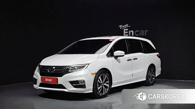 Honda Odyssey 2020 Белый из Кореи