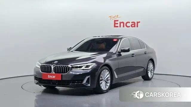 BMW 5 Series (G30) 2022 Серый из Кореи