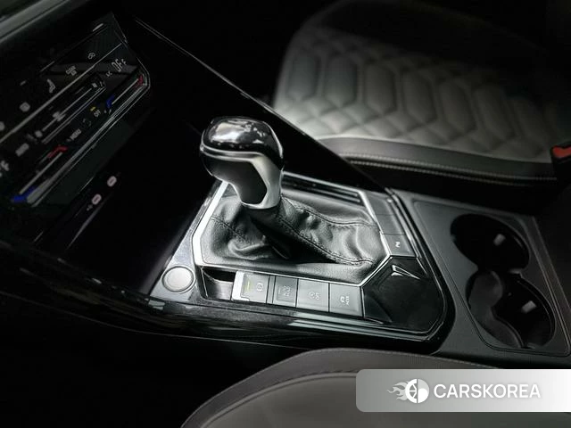 Volkswagen Tanyue 2022 Белый из Китая