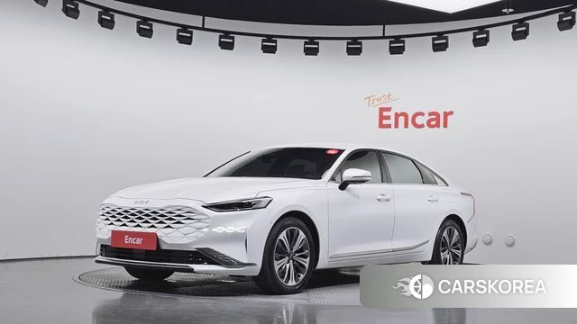 Kia K8 Hybrid 2023 Белый из Кореи