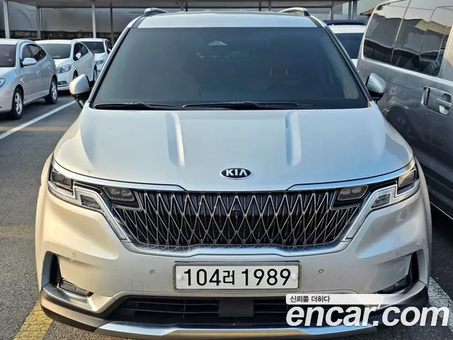 Kia Carnival 4th generation 2021 Серебряный из Кореи
