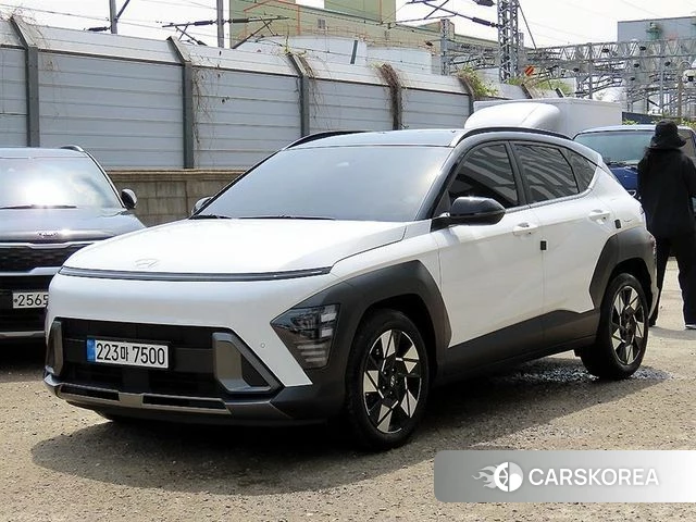 Hyundai The New Kona Hybrid 2023 Белый из Кореи