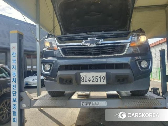 Chevrolet (GM Daewoo) Colorado 2020 Серый из Кореи