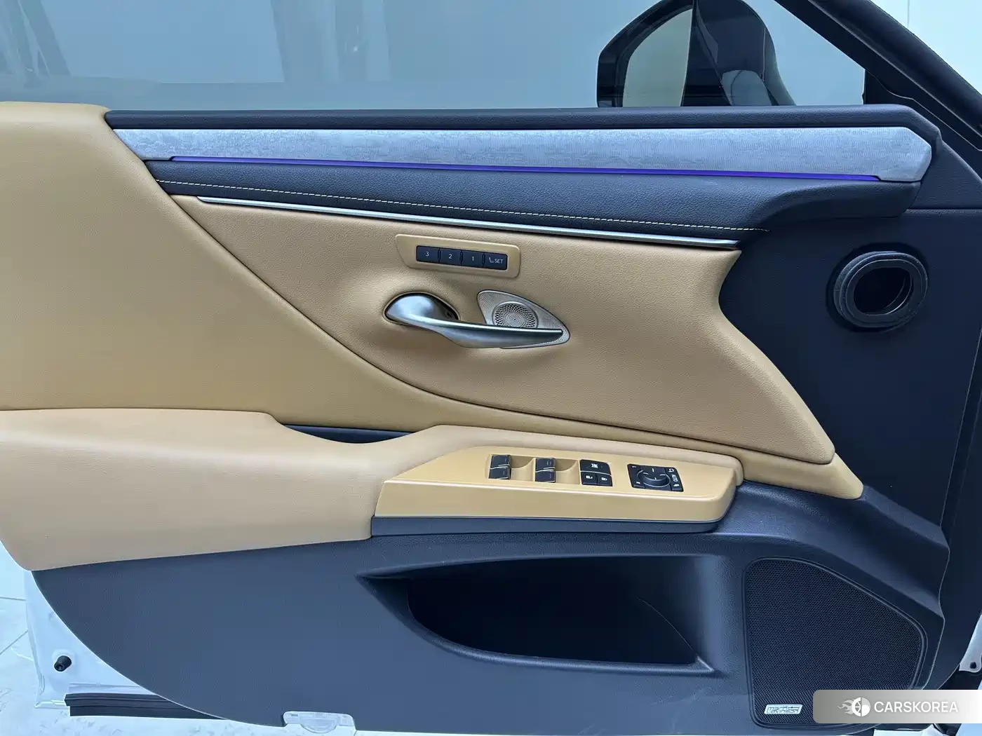 Lexus ES 2025 Белый из Китая