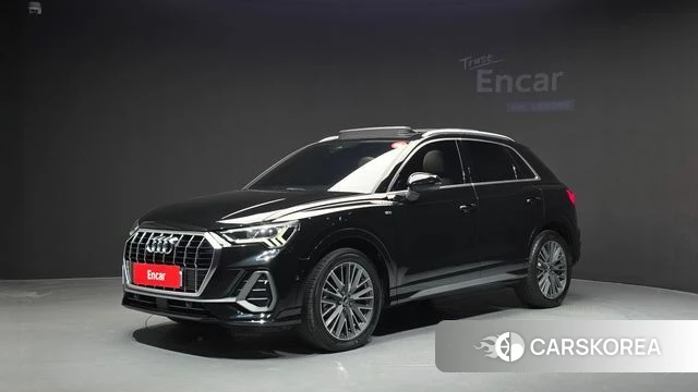 Audi Q3 (F3) 2022 Черный из Кореи