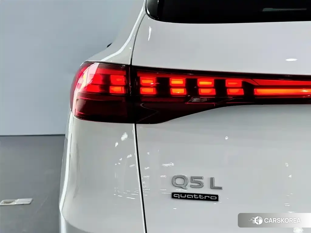 Audi Q5L 2026 Белый из Китая