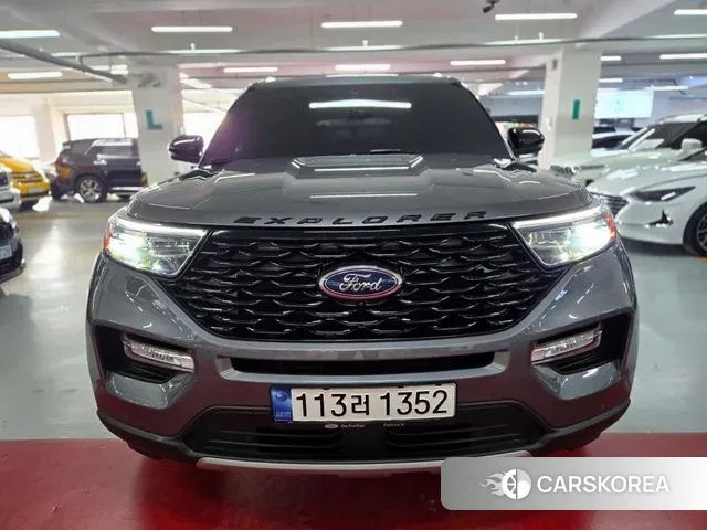 Ford Explorer 6th Generation 2022 Серый из Кореи