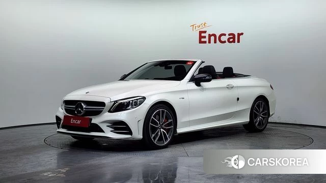Mercedes-Benz C-Class W205 2019 Белый из Кореи