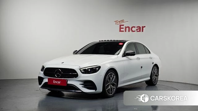 Mercedes-Benz E-Class W213 2021 Белый из Кореи