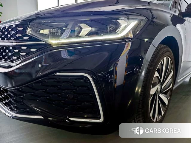 Volkswagen Passat 2022 Черный из Китая