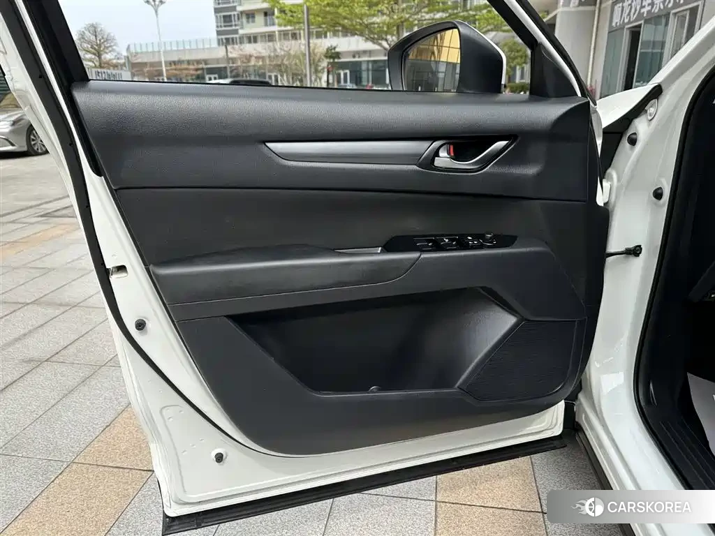 Mazda CX-5 2022 Белый из Китая