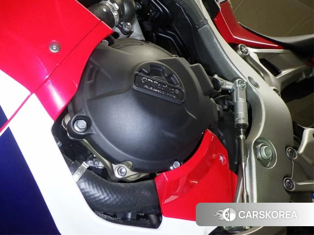 Проданный Honda CBR1000RR SP 2019 из Японии, фото 2