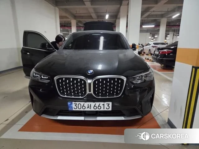 BMW X4 (G02) 2022 Черный из Кореи