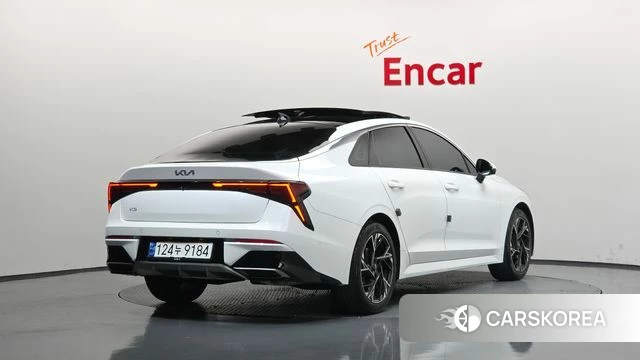 Kia The New K5 3rd generation 2024 Белый из Кореи