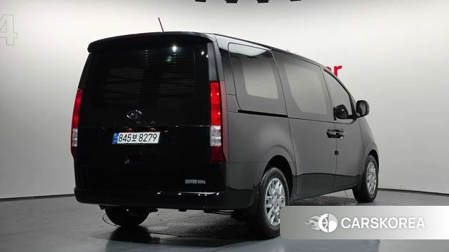 Hyundai Staria 2022 Черный из Кореи