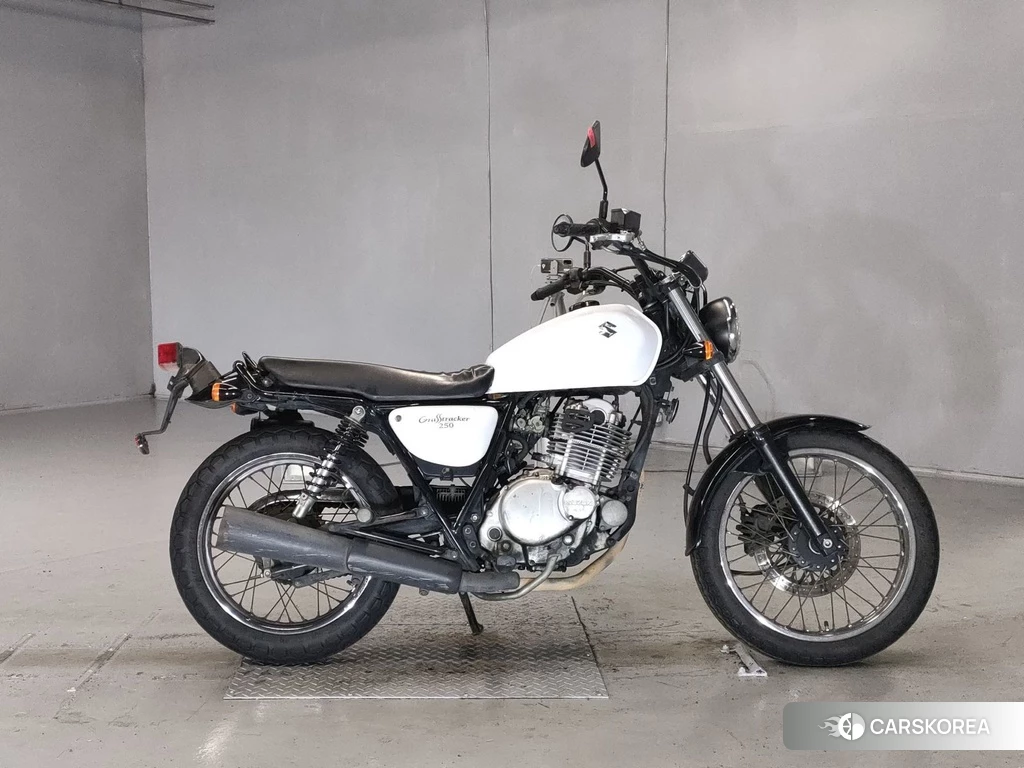 Проданный Suzuki GRASS TRACKER BIG BOY 250 2014 из Японии