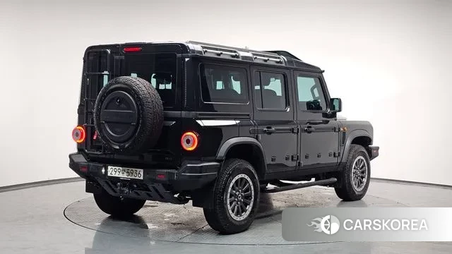 Ineos Grenadier 2024 Черный из Кореи